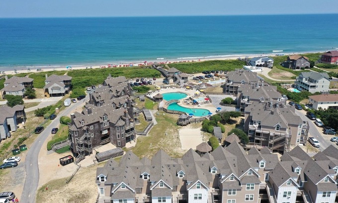 Duck Condo | BIS-Duck Resort - 2BR/2.5BA - Great Pool and Beach!