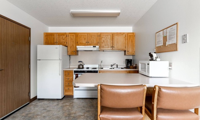 West Yellowstone Apartment | Bison at Buffalo Jump