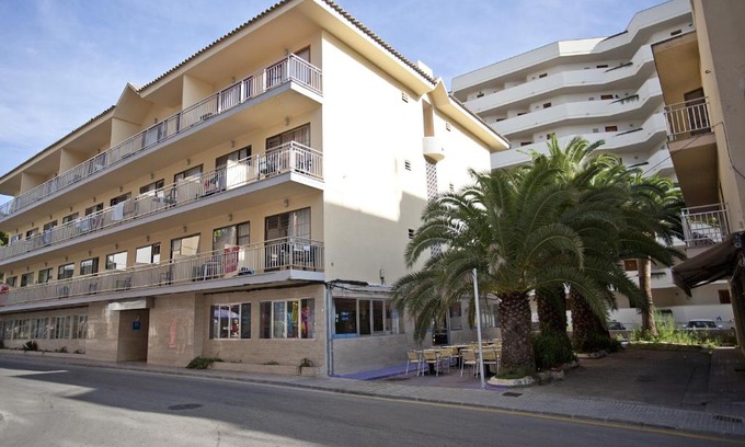 S'illot Hostel | BJ Hostal Bona Vista