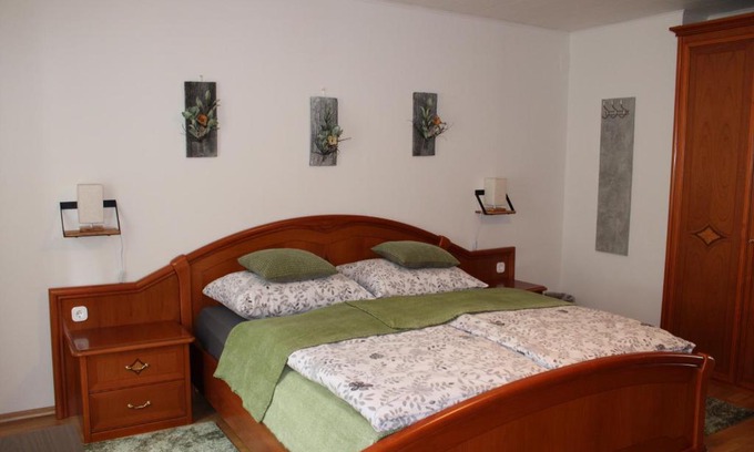 Laafeld Apartment | Blütenhof Apartment "Zur inneren Balance"