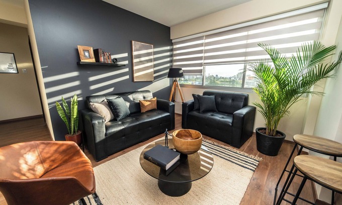 Cochabamba Apartment | Black Soul Apt - Sky