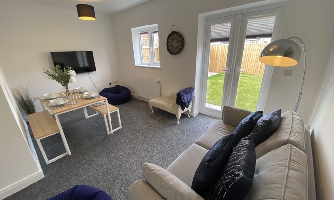South Shore House | Blackpool Abode - Silver Sands