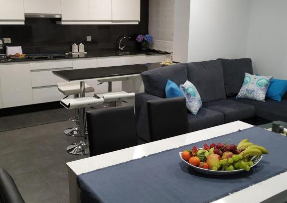 Cee Apartment | Blanco y López
