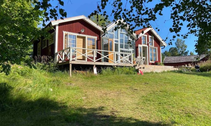 Finnholmen House | Blidö unikt hus nära vatten
