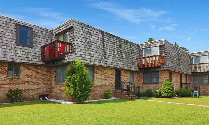 Chincoteague House | Blue Diamond - Water Access - Townhouse - Pool, No Linens provided