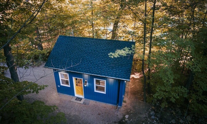 Oro-Medonte Cabin | Blue Dreams Of Lake Simcoe