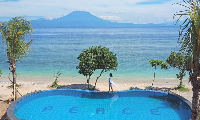 Penida Island Bed & Breakfast | Blue Harbor Beachfront Villas & Resto