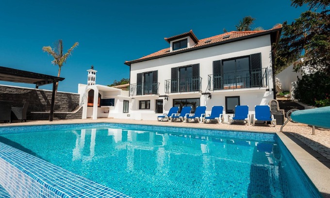 Calheta Villa | Blue Sea Villa. Private Heated Pool. Magnificent Ocean view. Quiet. Garden. AC