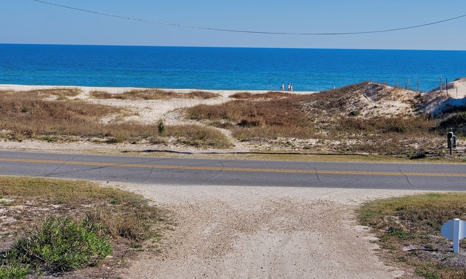 St. George Island House | Blue Wave 🌊 Beach Front View 🌞 Private Pool 🌴 Most Reviews on SGI