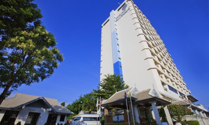 Khao Takiab Apartment | Blue Wave by Paradise Properties