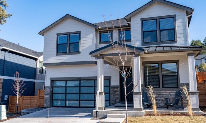 Century West House | Bluebird Day - Tippy Toe