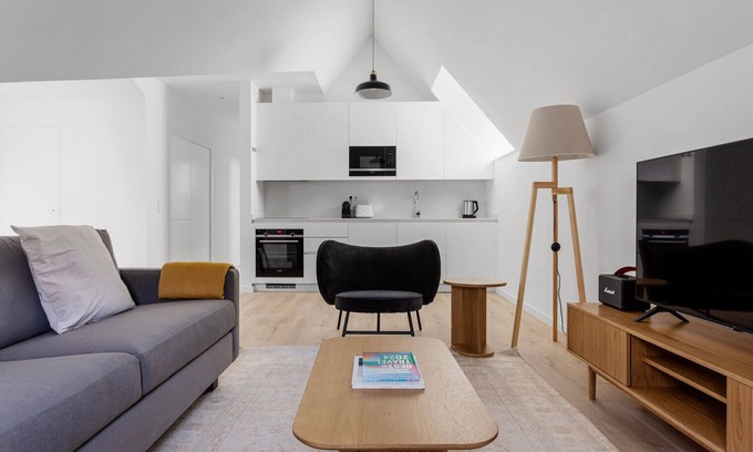 Benfica Apartment | Blueground | furnished, move-in-ready home