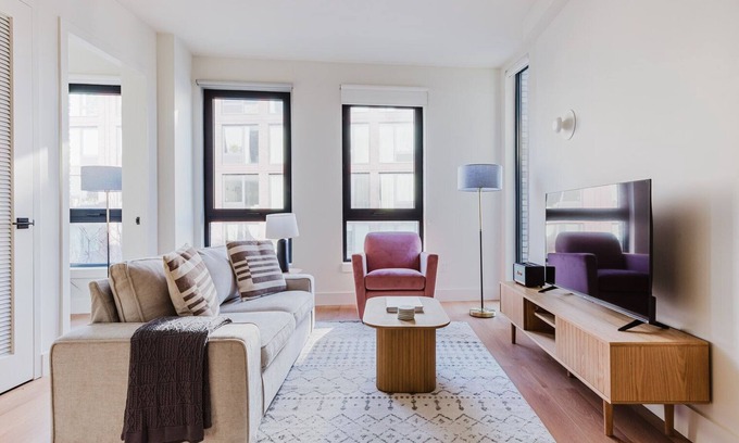 Williamsburg Apartment | Blueground | Williamsburg, rooftop, nr Domino Park