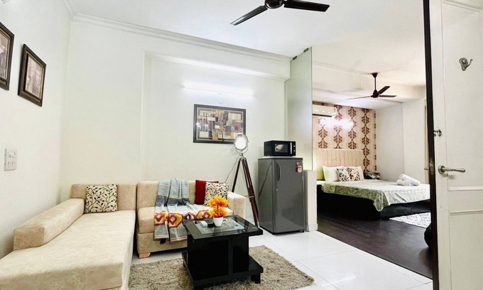 Green Park Apartment | BluO Classic Studio in Green Parkn