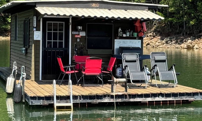 Robbinsville Boat Rental | Boathouse only accessed by boat/canoe/kayak NO WIFI/NO charging of any device
