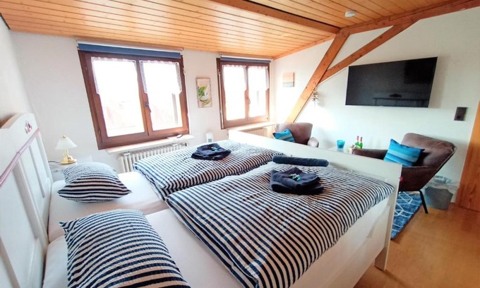 Petershausen-Ost House | BodenSEE Privatzimmer "Haus am Weinberg Konstanz"