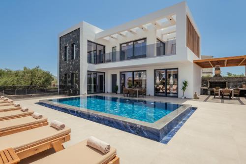 Kalpaki Villa | Boheme Villas close access to Laganas Resort