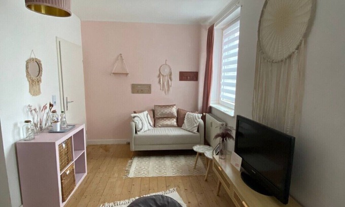 Duissern Apartment | Bohemian Dream HBF/inner harbor reachable on foot