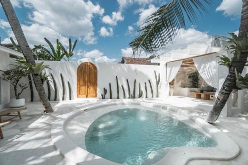 Sinduadi Villa | Bohemian Jogja Villas with Private Pool