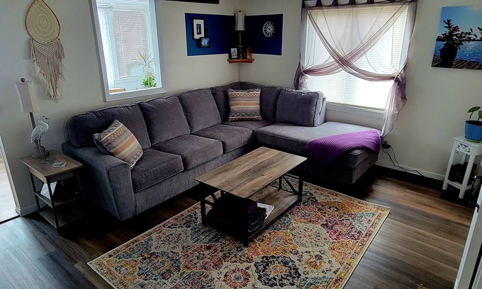 Town of Hastings House | Boho cozy 3 bedroom house close to Syracuse and Oswego with waterfront views.