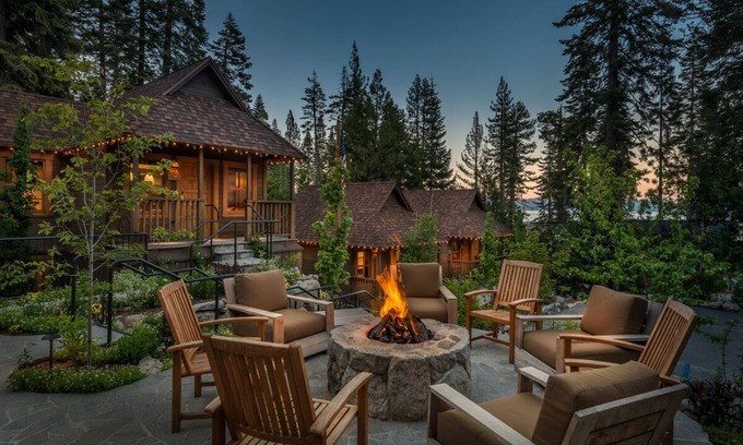 Homewood Cottage | Book a Fall Getaway Today! Romantic Cottage with WiFi near Homewood Mountain Resort