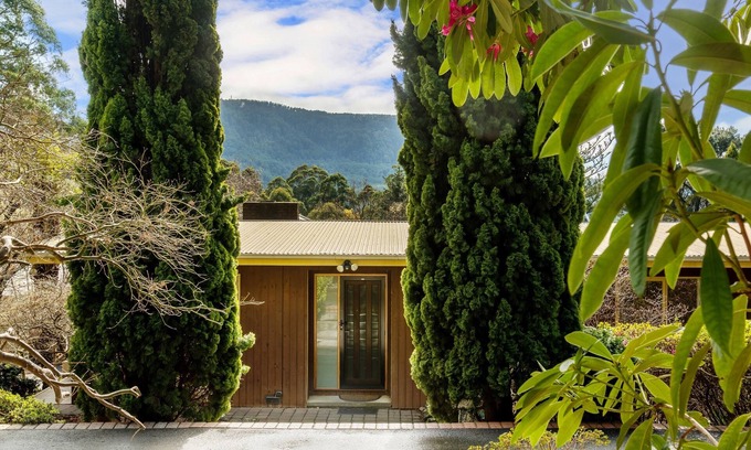 Warburton House | Boronia Views in Warburton