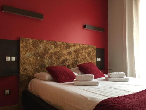 Prats Apartment | Bosquet 1 HUT 7670