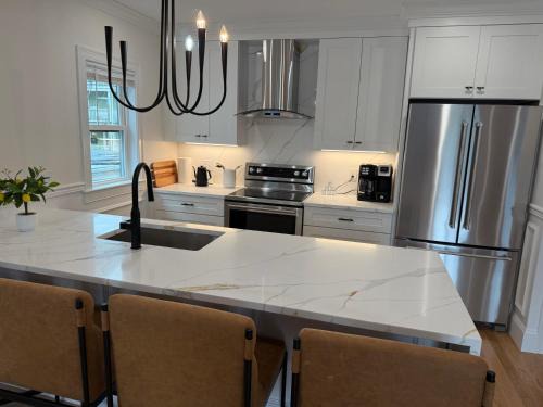 Framingham Apartment | Boston First floor condo