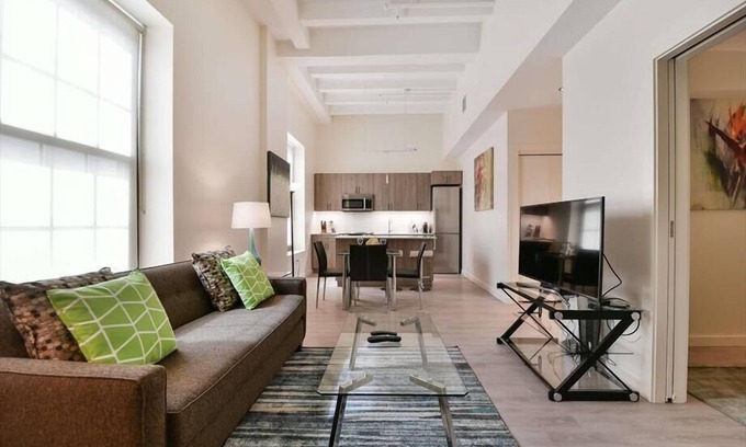 Chinatown Apartment | Bostons Best Location! 1BR w/AC/Heat & Wifi | Downtown