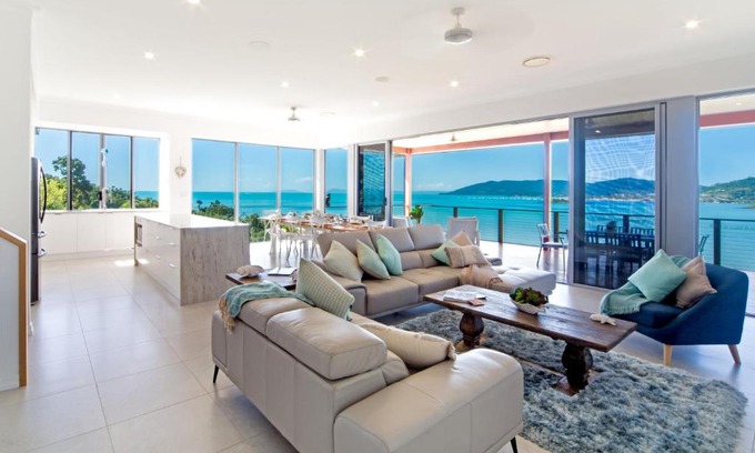 Airlie Beach House | Botanica Breezes Whitsunday