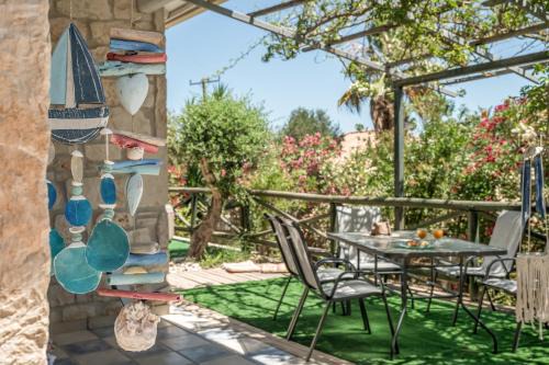 Ano Vasilikos House | Botonis Houses - Modern Villas, Timeless Beauty