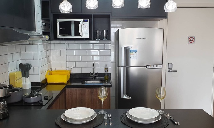 Sao Paulo Apartment | Luxurious Queen Bed - EZ Tower & Rochavera Corporate next door