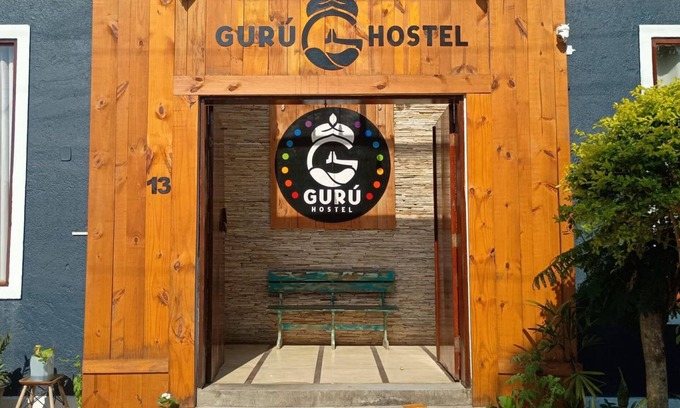 Portal da Ferradura Cabin | Hostel with private and shared rooms, excellent location and views.