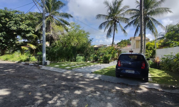 Buraquinho House | Casa em Vilas do Atlântico com Piscina Perto da Praia
