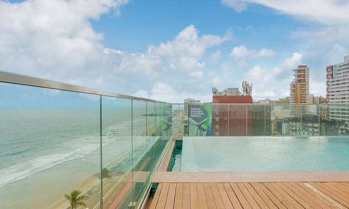 Barra Apartment | BR11 Apartment with 1 Suite, Beachfront, Expresso Building 222 - Barra