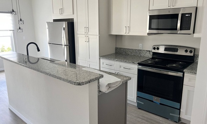 Okeechobee House | Brand new 3-br/2-ba Townhome near Raulerson Hospital in north Okeechobee.