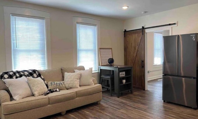 Lancaster Apartment | Brand New Apartment with Off Street Parking 1