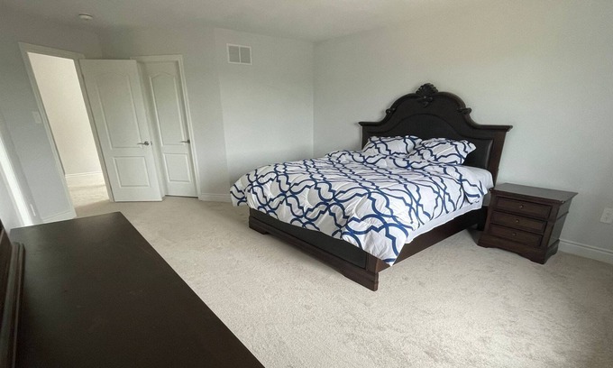 Orillia House | Brand New house. Close to all amenities and summer and winter attractions.