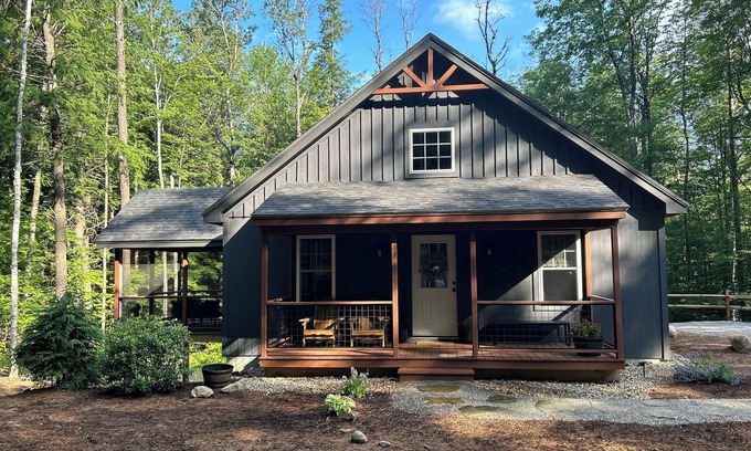 Campton House | Brand new mountain home with rustic charm in the heart of the whites!