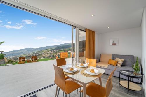 Arco da Calheta Apartment | Brand new private modern apartment with Patio and Sea View