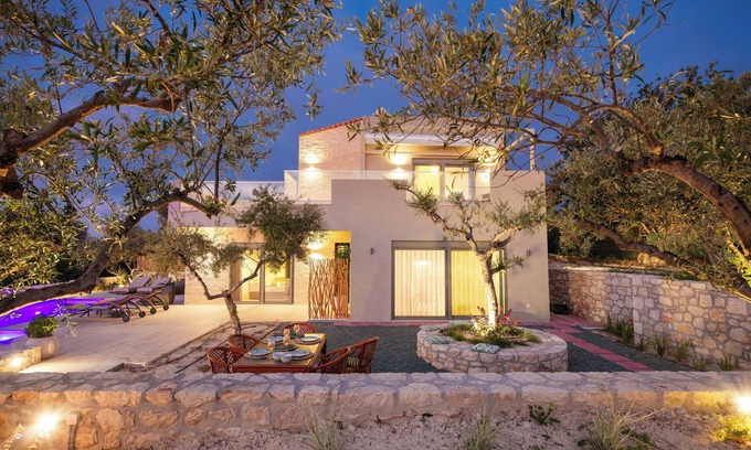 Platanes Villa | BRAND NEW, SECLUDED VILLA WITH PRIVATE POOL AND AMAZING VIEW, CLOSE TO THE TOWN.