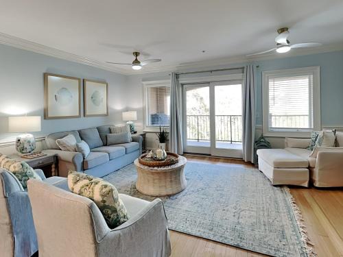 Tybee Island Apartment | Brass Rail 318