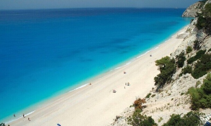 Lefkada Apartment | Breathtaking sea view surrounded by pine trees