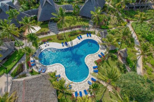 Dongwe Hotel | Breezes Beach Club and Spa
