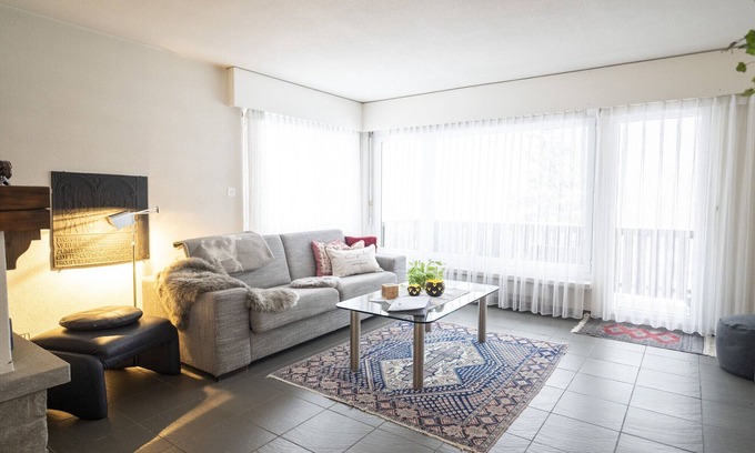Engadin Scoul Apartment | Brentschpark No. 13: Cosy 2.5-room apartment in the quietly located Brentschpark