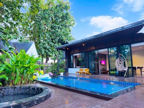 Doi Saket Villa | BrickBoxPoolvilla2 พักได้8คน 2ห้องนอน สระว่ายน้ำส่วนตัว