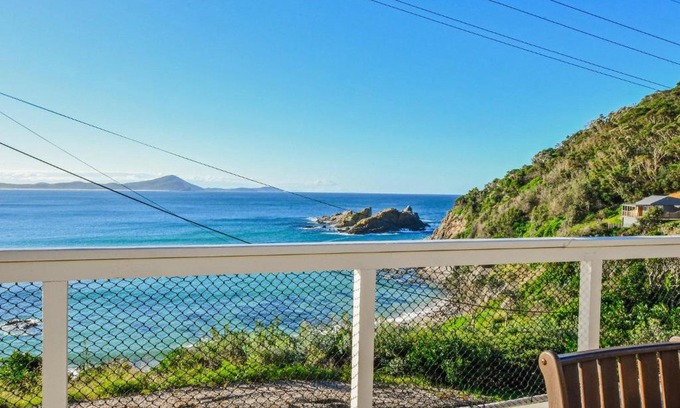 Seal Rocks House | Briesta