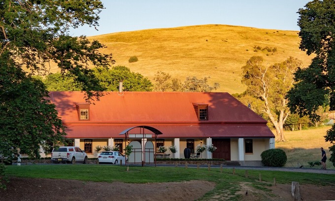 Tooma Bed & Breakfast | Brigham House