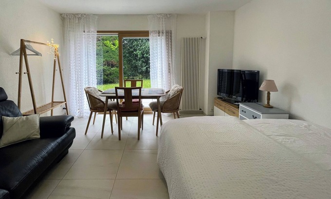 La Tour-de-Peilz Apartment | Bright 2.5-room apartment on the Riviera, terrace and garden