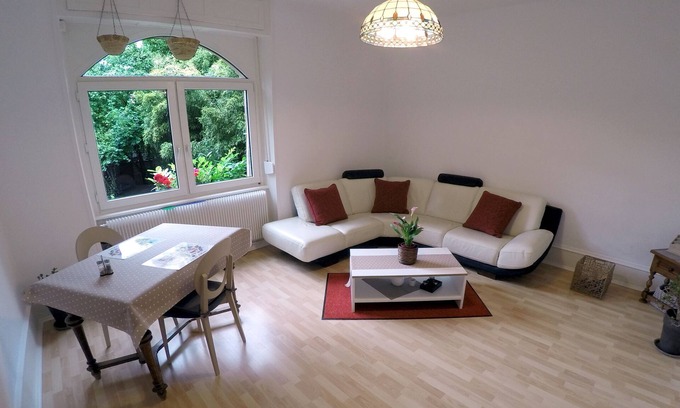 Saint Joseph/Mittelharth Apartment | Bright and comfortable apartment near the historic center